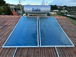 Pannello solare termico a circolazione naturale con serbatoio esterno Trapani